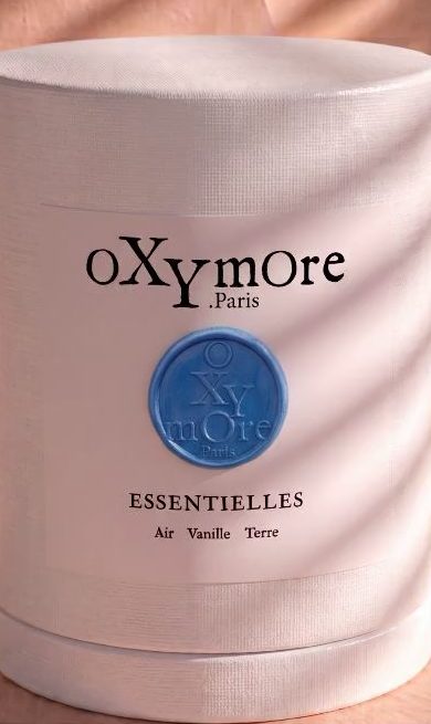 Projet de coffret Oxymore Paris avec un sceau bleu.